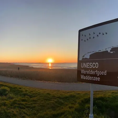 Nr 88 Neues, Ruhiges Hundefreundliches Direkt Am Wattenmeer, Komplett Eingezäunt - B66749 Westerland